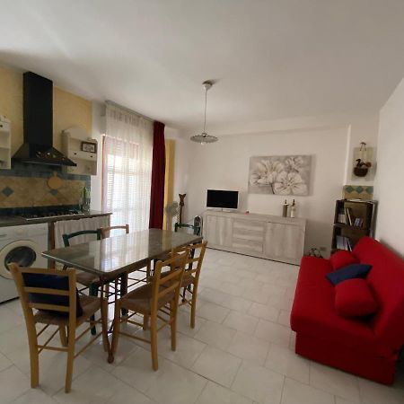 Ferienwohnung A Casa Di Glo' Porto Torres Exterior foto
